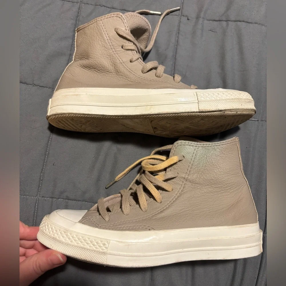 CONVERSE CHUCK TAYLOR High-Top Stone Leather 70 Hi Sneakers Women’s Size 5.5 - Picture 8 of 9